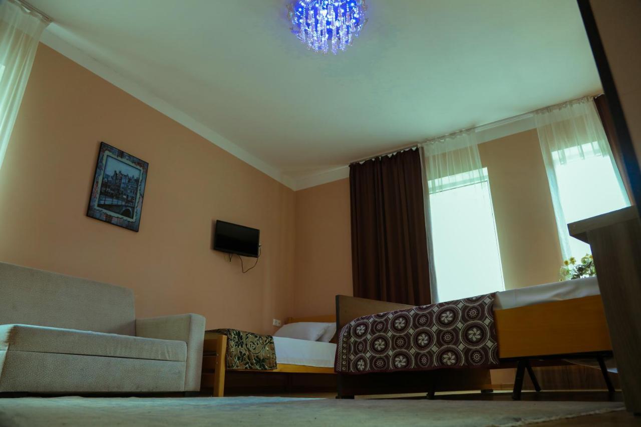 Hotel Borjomi Aisi Bordzjomi Buitenkant foto