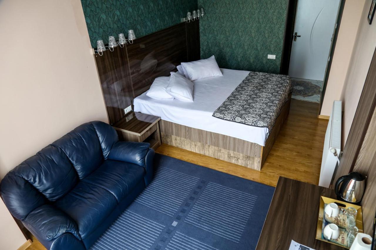 Hotel Borjomi Aisi Bordzjomi Buitenkant foto