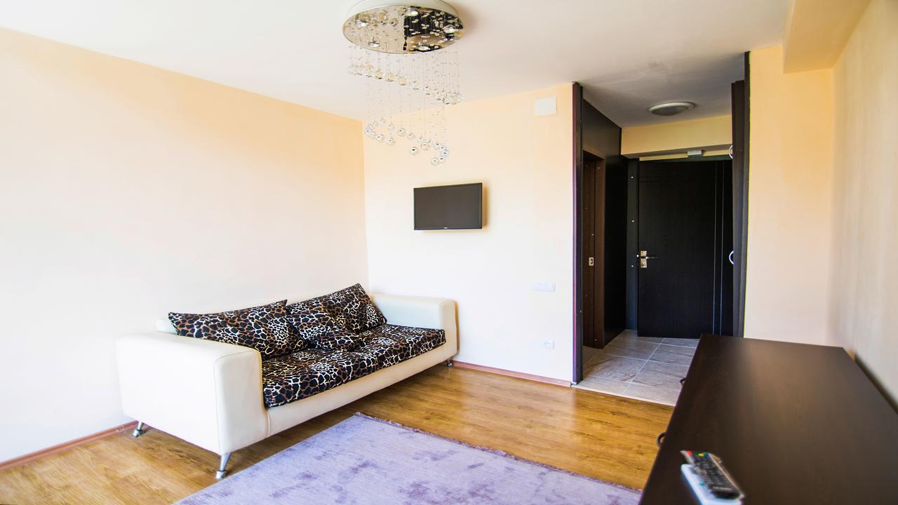 Hotel Borjomi Aisi Bordzjomi Buitenkant foto
