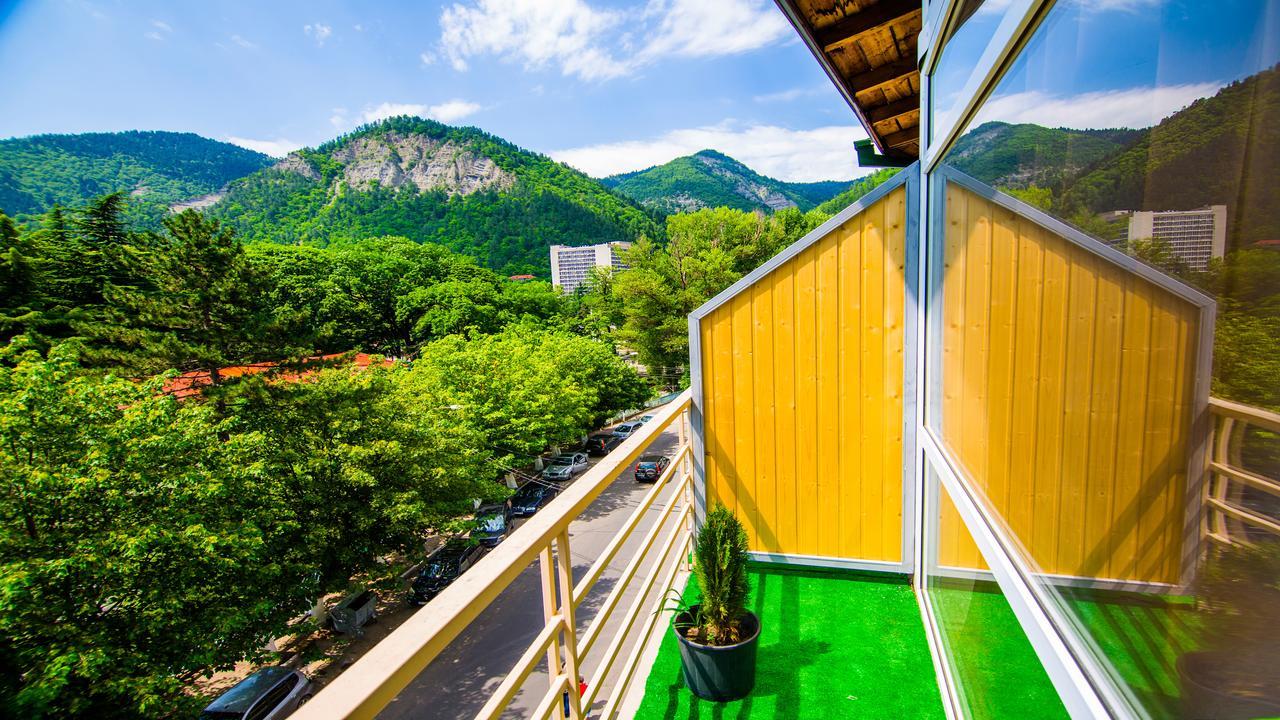 Hotel Borjomi Aisi Bordzjomi Buitenkant foto