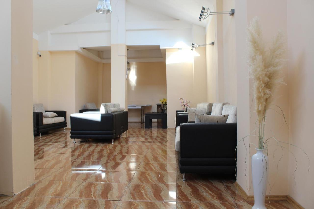 Hotel Borjomi Aisi Bordzjomi Buitenkant foto